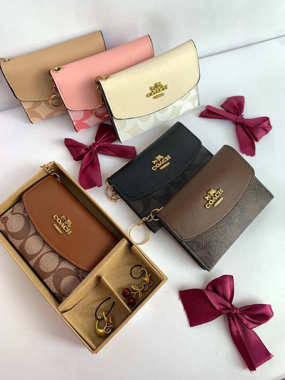 Divina Makeup & Perfumes 2